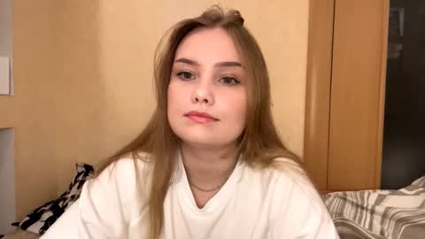 Snapshot of brigidbilton chatting on 10.10.25 Amelia online show from 10.10.25