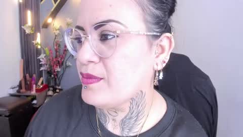 Snapshot of brigittemiller chatting on 05.29.26 BRIGITTE online show from 05.29.26