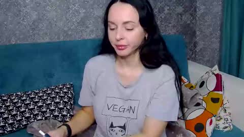 Nika online show from 11.24.25