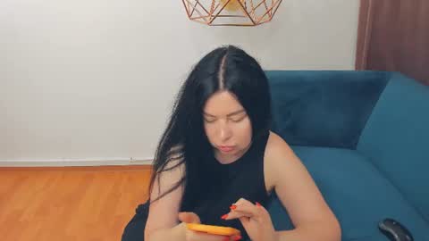 Snapshot of brilliantegirl_ chatting on 06.26.26 brilliantegirl_ online show from 06.26.26