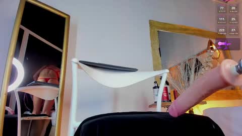 Snapshot of britannyclaire chatting on 05.09.26 BritannyClaire online show from 05.09.26