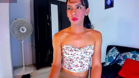 Snapshot of britannylord chatting on 02.04.26 britanny lord online show from 02.04.26