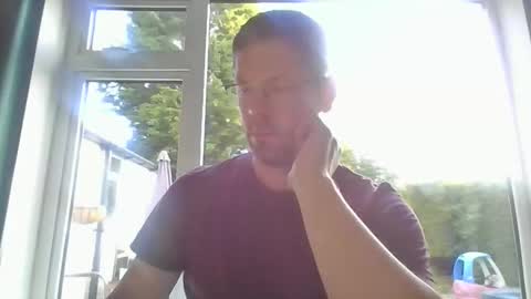 Snapshot of britguy6985 chatting on 06.08.26 britguy6985 online show from 06.08.26