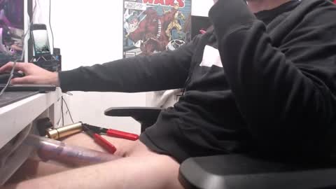 Snapshot of britishbigdick_ chatting on 10.16.25 britishbigdick_ online show from 10.16.25