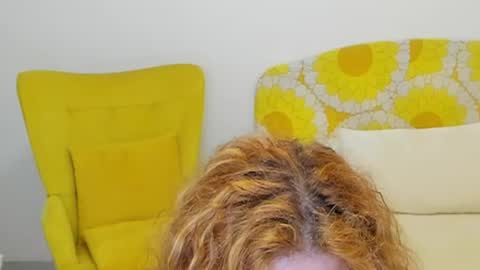 Snapshot of britishmilfpenelope chatting on 07.29.26 Penelope online show from 07.29.26