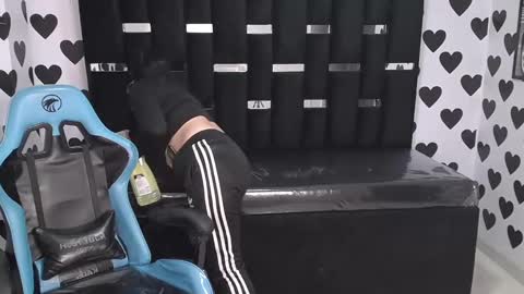 Britney  online show from 01.30.25