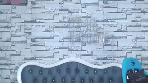 Britney  online show from 02.08.25