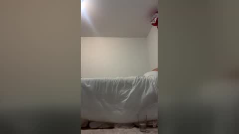 Snapshot of britneycherry08 chatting on 02.17.26 britneycherry08 online show from 02.17.26