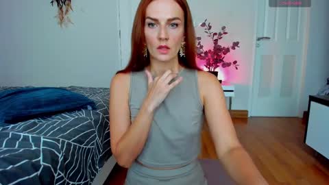 britneyhall online show from 02.13.25