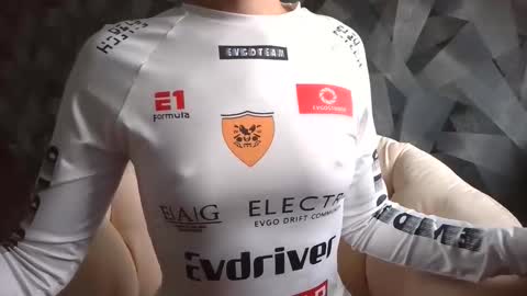 Snapshot of britneyxkittens chatting on 09.11.25 BritneyxKittens online show from 09.11.25