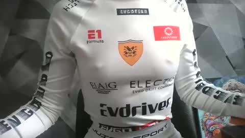 Snapshot of britneyxkittens chatting on 11.06.25 BritneyxKittens online show from 11.06.25