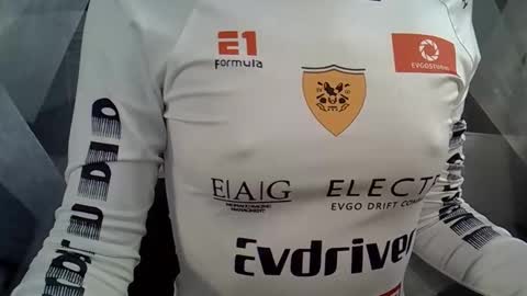 Snapshot of britneyxkittens chatting on 11.16.25 BritneyxKittens online show from 11.16.25