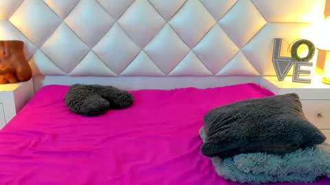 Brittany  online show from 02.14.25