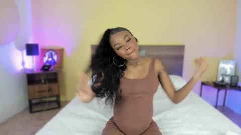 Btittany online show from 02.08.25