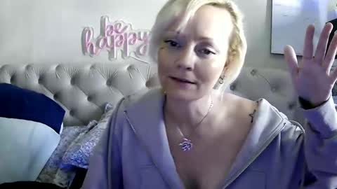 brittneychats81 online show from 03.17.26