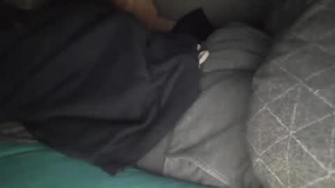 Snapshot of brokeboy421 chatting on 12.10.24 brokeboy421 online show from 12.10.24