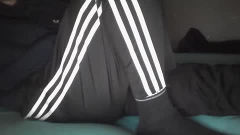 Snapshot of brokeboy421 chatting on 01.16.25 brokeboy421 online show from 01.16.25