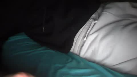 Snapshot of brokeboy421 chatting on 03.10.25 brokeboy421 online show from 03.10.25