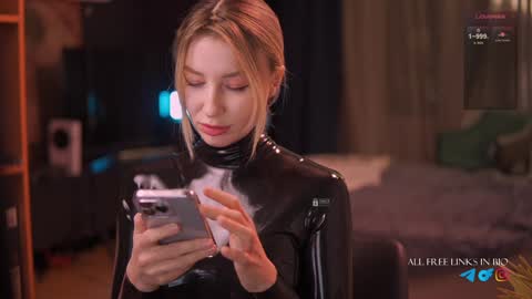 Anna online show from 12.06.24