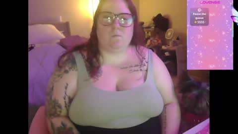 Snapshot of brookenicole3 chatting on 11.12.25 Madam Brooke online show from 11.12.25