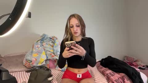 Snapshot of brookepatterson chatting on 09.09.25 brookepatterson online show from 09.09.25