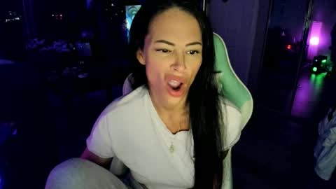 Brooke Summer xo online show from 04.17.26