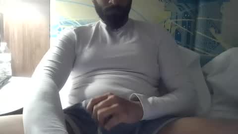 brownbd32 online show from 02.05.25