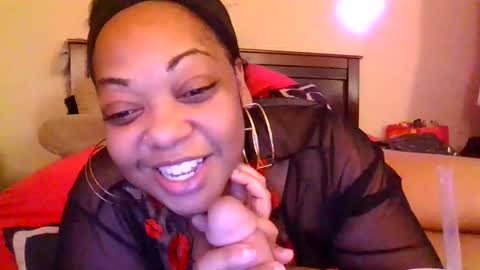 brownroundrenee online show from 03.10.25