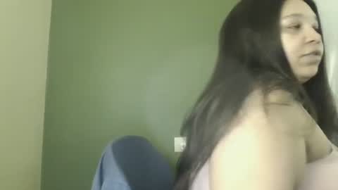 Snapshot of brownsugar0910 chatting on 02.04.26 EtherealLilac online show from 02.04.26