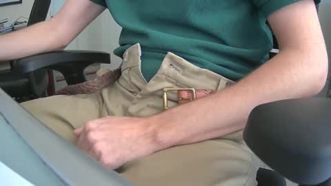 Snapshot of brubate chatting on 10.09.25 bru online show from 10.09.25