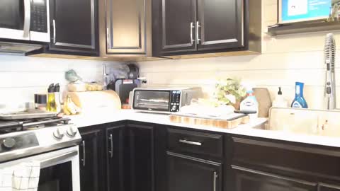 Snapshot of bruce5159 chatting on 09.16.25 Bruce online show from 09.16.25