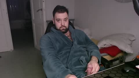 Bruce online show from 12.22.24