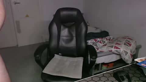 Bruce online show from 01.22.25