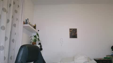 Bruce online show from 10.31.25