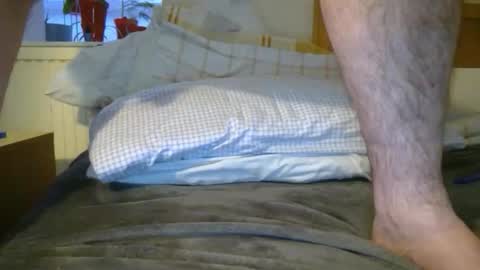 Snapshot of bruhhhh1992 chatting on 04.10.26 hardForYou hard new cum finger online show from 04.10.26