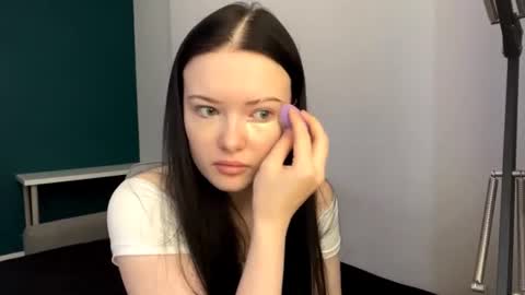 Snapshot of brunaceasor chatting on 06.19.26 Luna online show from 06.19.26