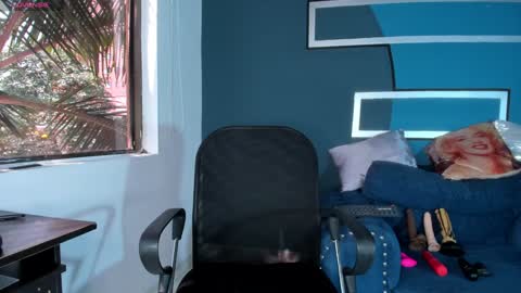 brunette online show from 01.21.25