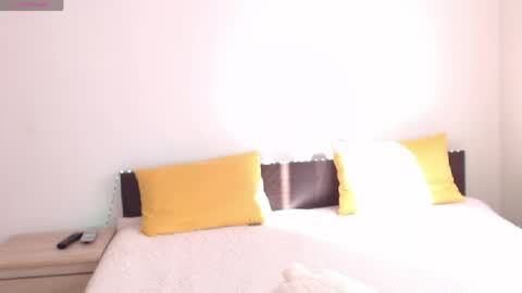 Snapshot of brunettgirl_ chatting on 04.22.26 Ellis online show from 04.22.26
