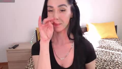 Snapshot of brunettgirl_ chatting on 04.27.26 Ellis online show from 04.27.26