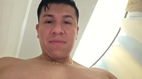 Snapshot of brunitogzst chatting on 11.08.25 BRUNITO1148 online show from 11.08.25