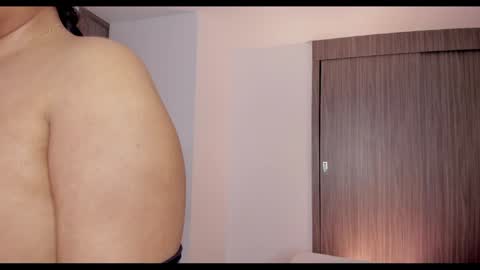 Snapshot of brunnahart chatting on 12.11.24     online show from 12.11.24