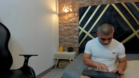 Snapshot of bruno_cavalli chatting on 01.15.25 BRUNNO online show from 01.15.25