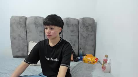 Snapshot of bruno_cruz chatting on 04.14.26 Bruno Cruz online show from 04.14.26