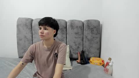 Snapshot of bruno_cruz chatting on 04.15.26 Bruno Cruz online show from 04.15.26