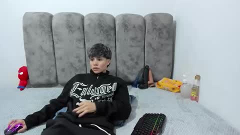 Snapshot of bruno_cruz chatting on 05.12.26 Bruno Cruz online show from 05.12.26