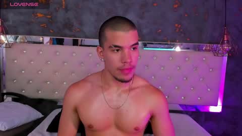 Snapshot of brunoorangel chatting on 02.06.25 brunoorangel online show from 02.06.25