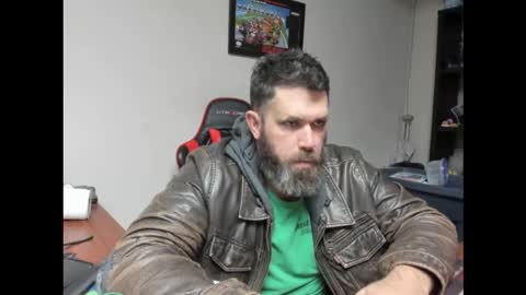 Snapshot of brutalmaster1983 chatting on 02.18.26 BRUTALMASTER1983 online show from 02.18.26