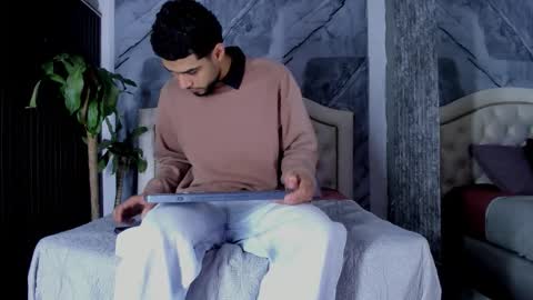 Bry Dalton online show from 12.17.25