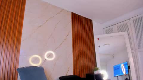 Bryxon  online show from 02.13.25