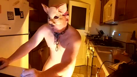 Snapshot of btmcub_sandiego chatting on 03.02.25 bottom freak online show from 03.02.25